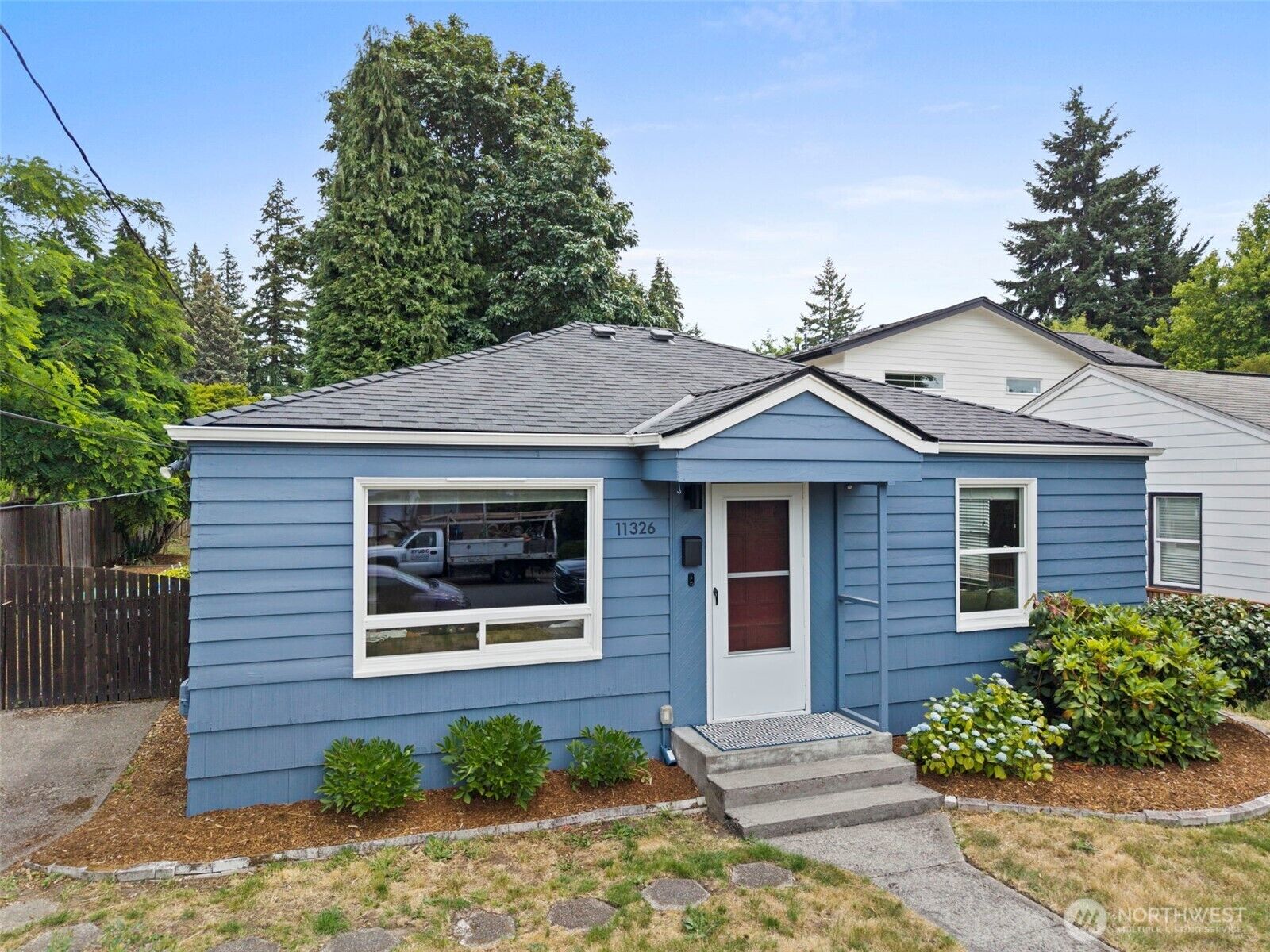 Property Photo:  11326  14th Avenue NE  WA 98125 