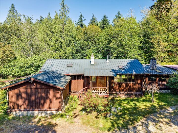 Property Photo: 1790 W Valley Road WA 98325