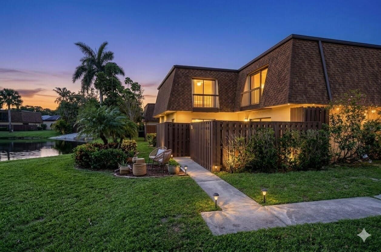 Property Photo:  110 N Delaware Boulevard 15D  FL 33458 