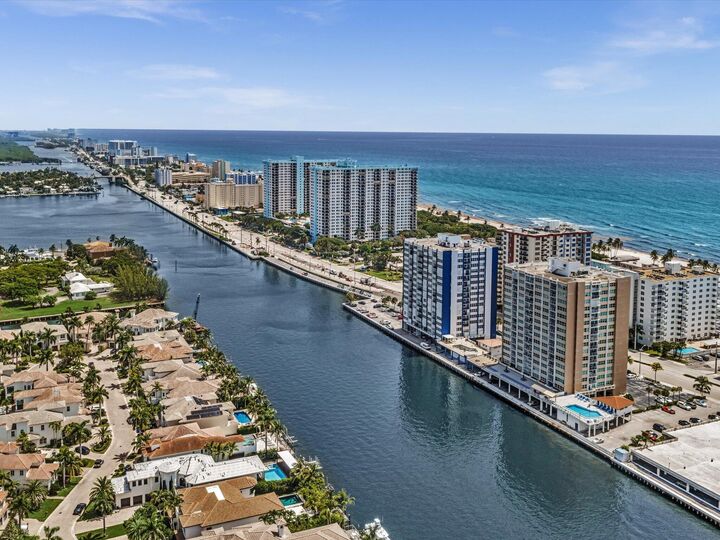 Property Photo:  1410 S Ocean Drive 1103  FL 33019 