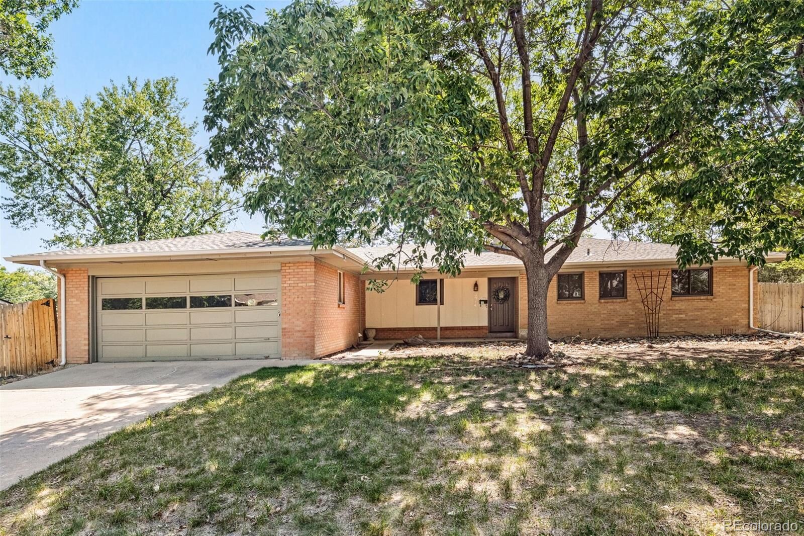 Property Photo: 6944 S Lakeview Street CO 80120