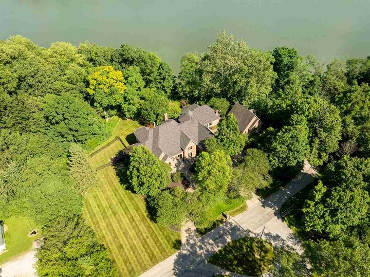 Property Photo:  2309 & 2305 W Cart Road  IN 47374 