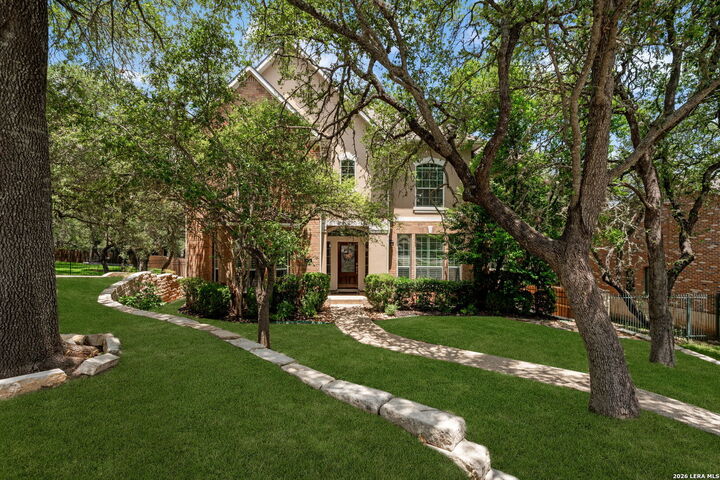 Property Photo:  419 Highland Hl  TX 78260 