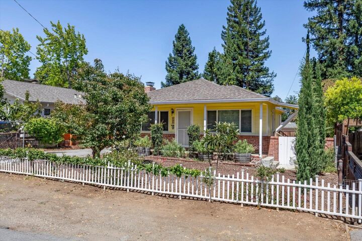 Property Photo:  825 Terrace Drive  CA 94024 