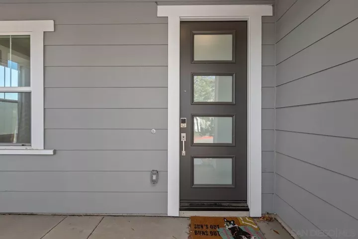 Property Photo:  1512 Wingwood  CA 92083 