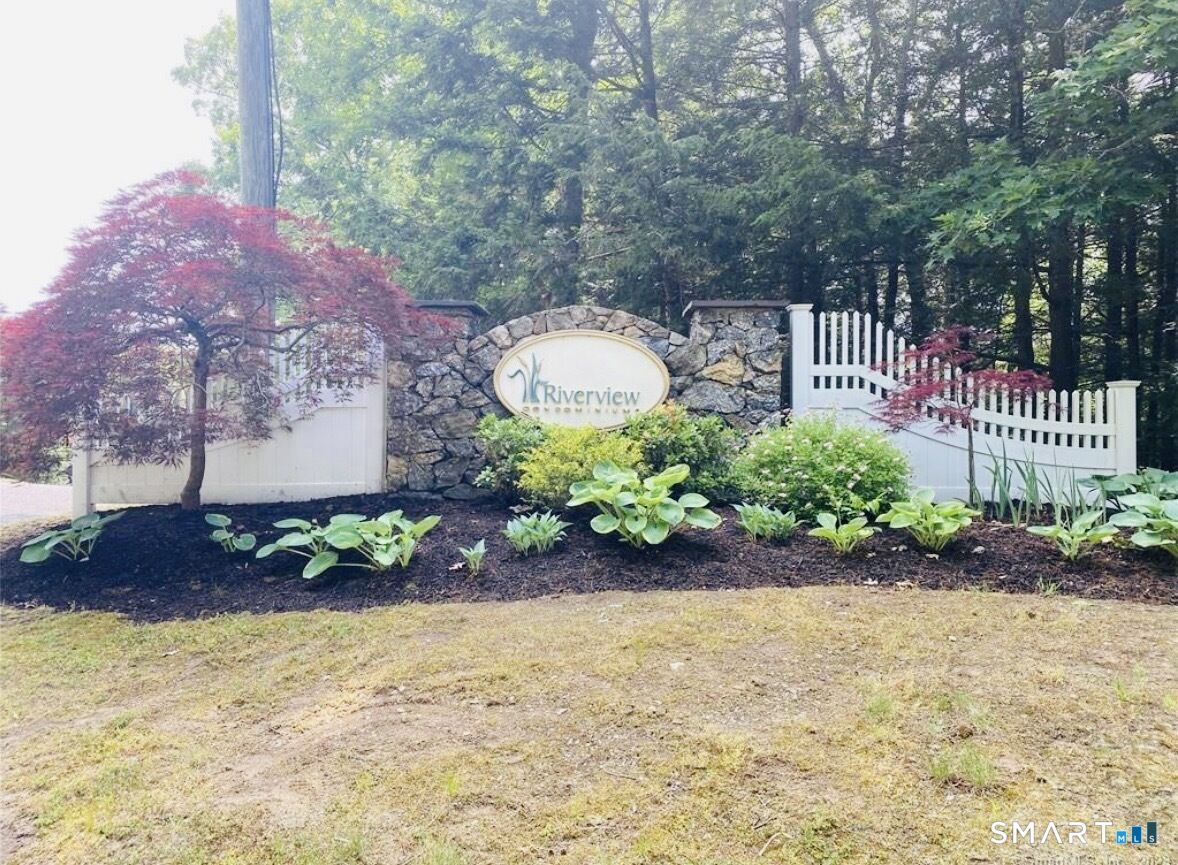 Property Photo: 11 Trout Brook Circle 11 CT 06470