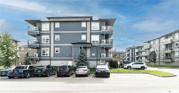 Property Photo: 108 Willis Crescent 4312 SK S7T 0W8