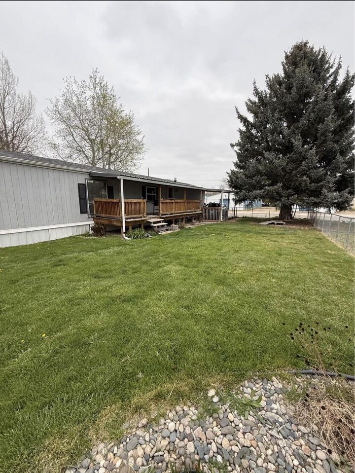 Property Photo: 1116 4th Avenue 44 WY 82801