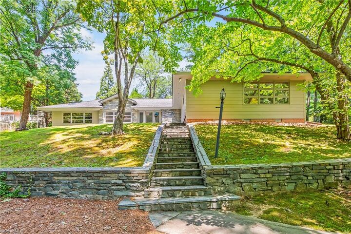 Property Photo: 1112 Ferndale Boulevard NC 27262