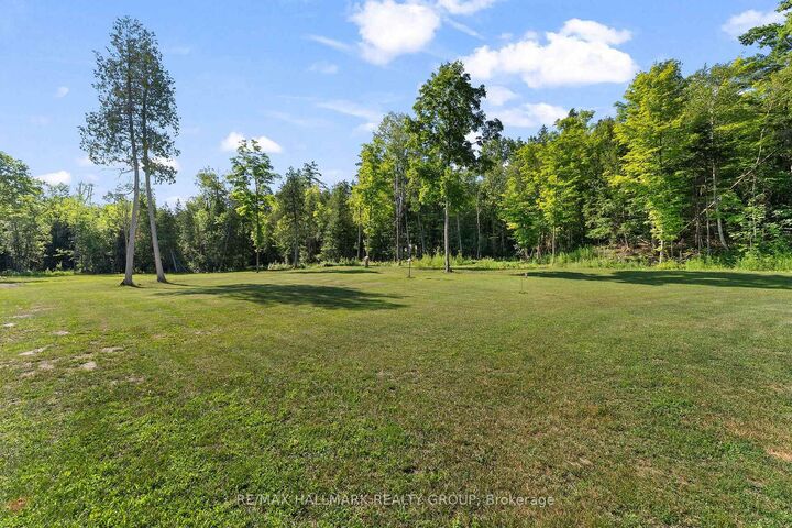 Property Photo:  466 Stewartville Road W  ON K0A 3L0 