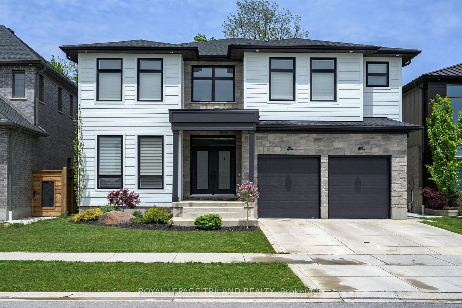 Property Photo:  2244 Red Thorne Avenue  ON N6P 0E8 