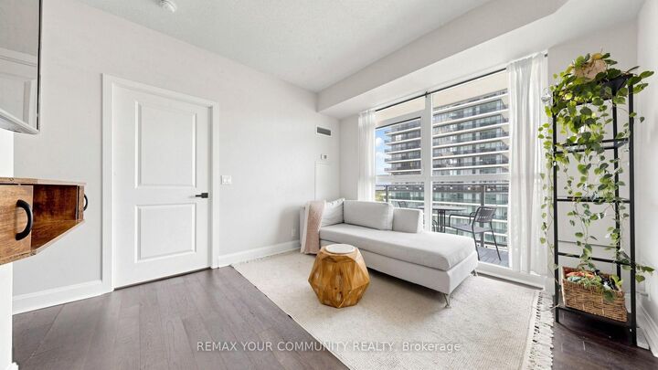 Property Photo:  33 Shore Breeze Drive 1408  ON M8V 0G1 
