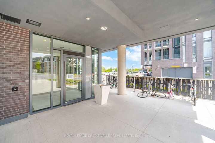Property Photo: 225 Veterans Drive 1201 ON L7A 0B6