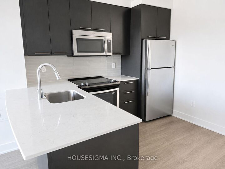 Property Photo:  88 Sheppard Avenue E 1403  ON M2N 0G9 