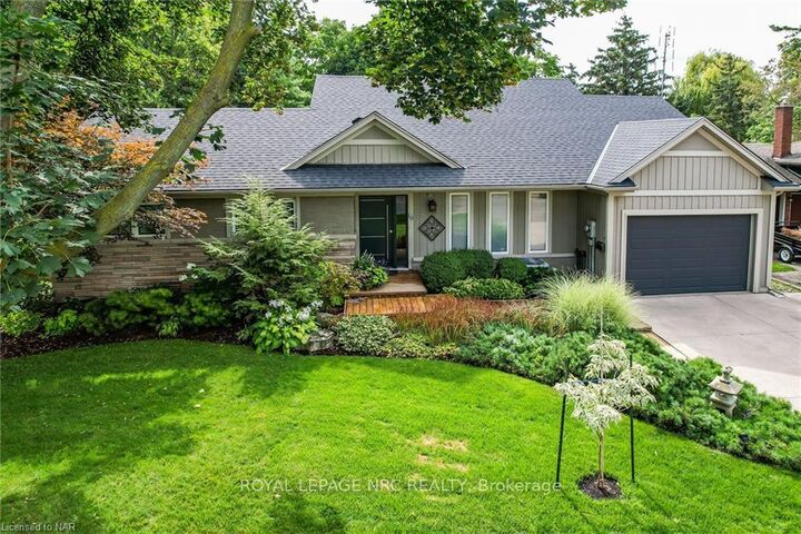 16 Spring Garden Boulevard — photo 1
