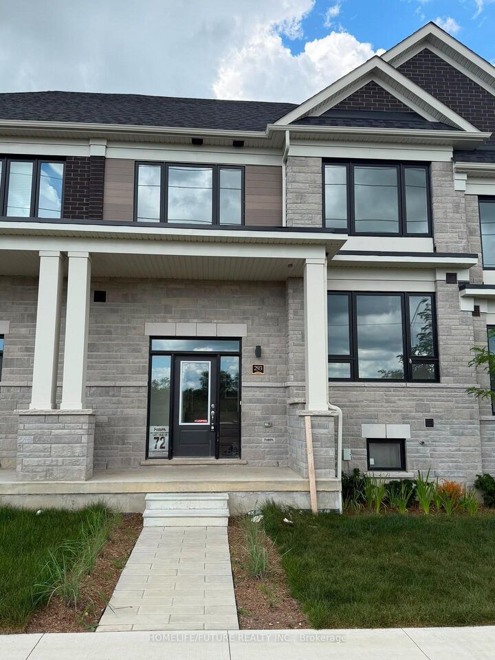 Property Photo:  293 Lindsay Street N  ON K9V 0T4 