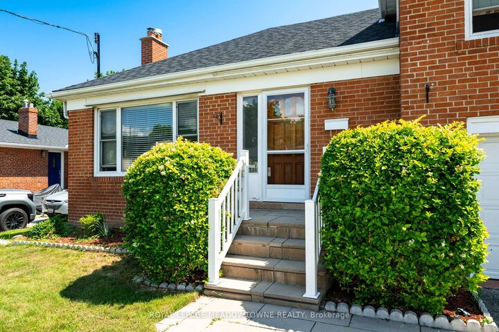 Property Photo: 5 Boreal Road ON M9C 2E9