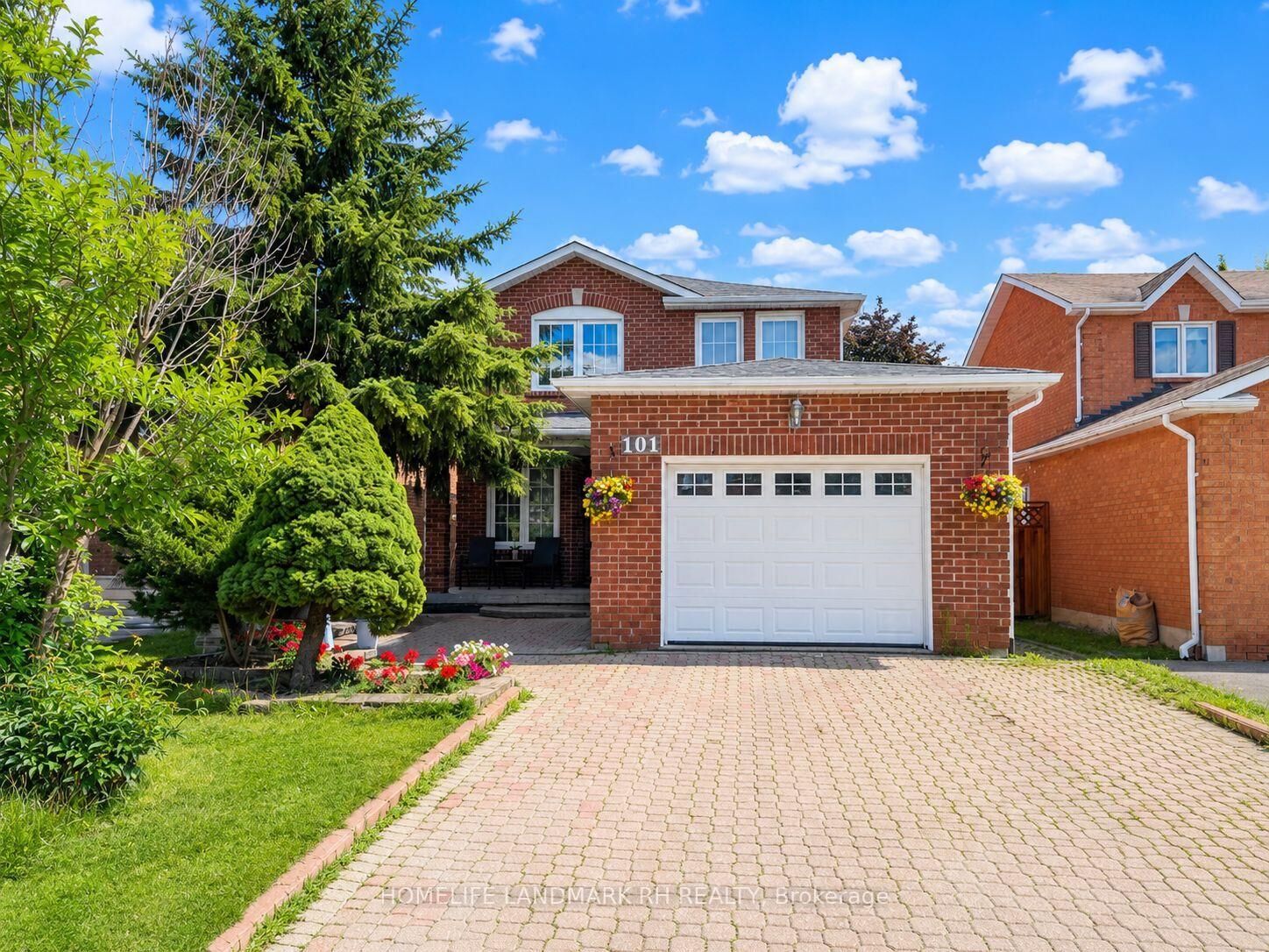 Property Photo:  101 Pentland Crescent  ON L6A 1T5 