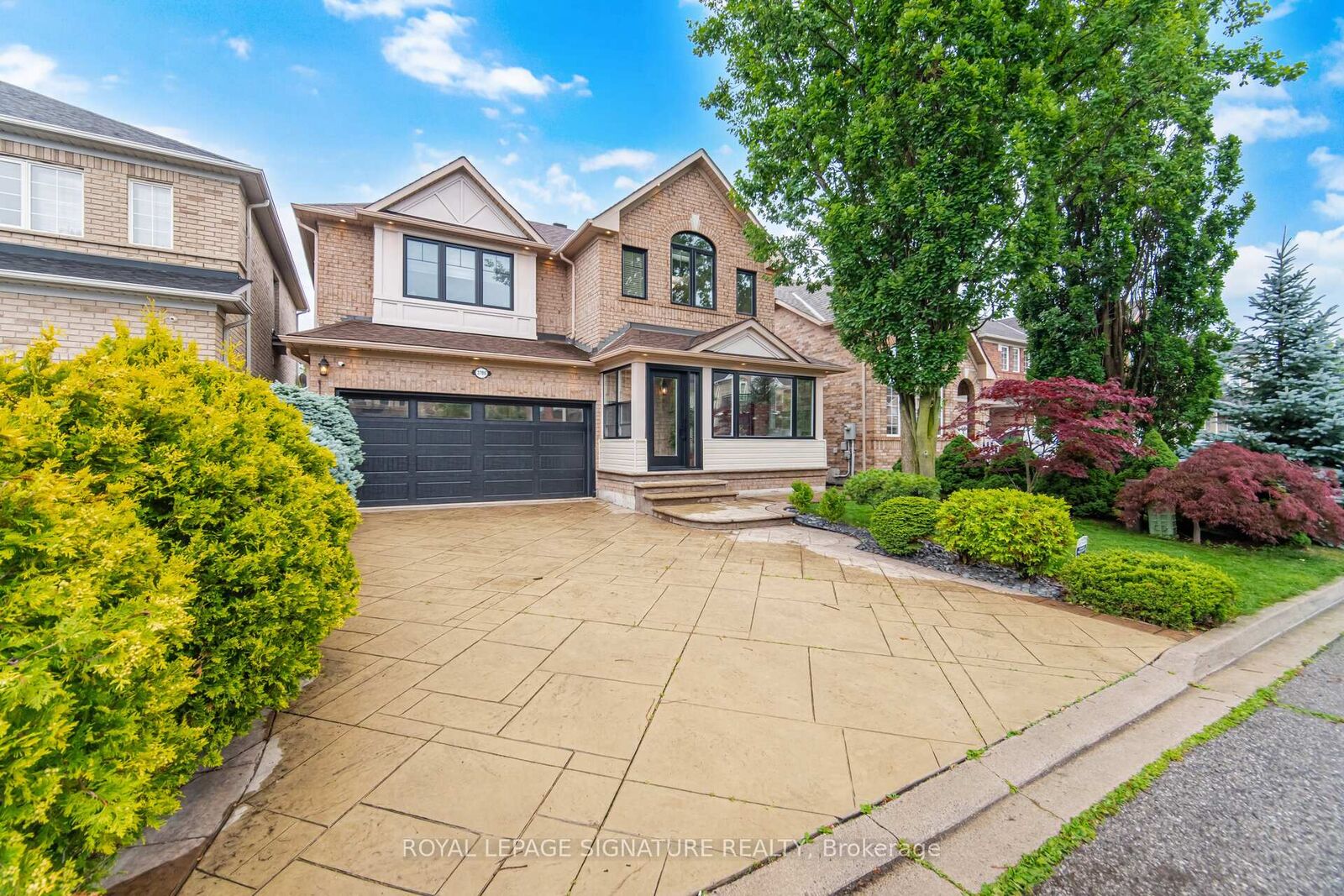 Property Photo: 3786 Swiftdale Drive ON L5M 6M5