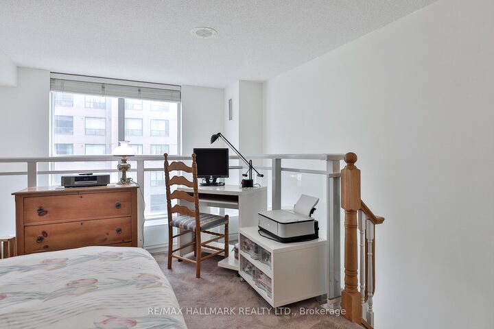 Property Photo: 109 Front Street E 528 ON M5A 4P7