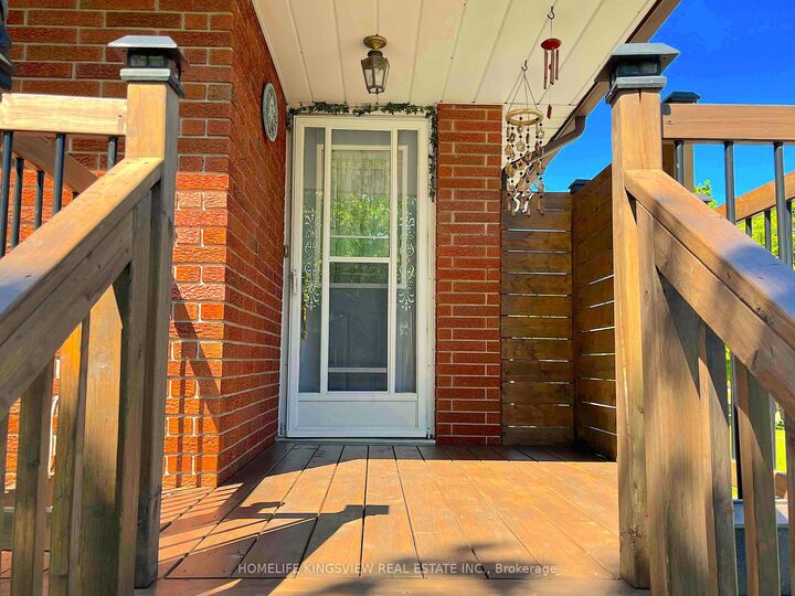 Property Photo: 37 Allan Drive ON L2N 6H3