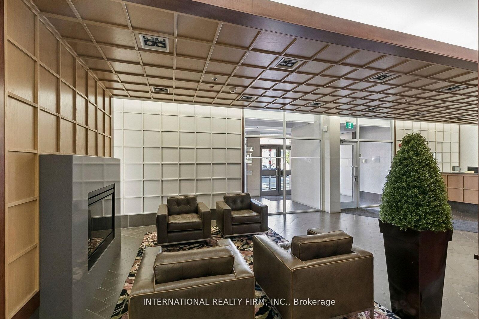 Property Photo:  3391 Bloor Street W 1011  ON M8X 1G3 