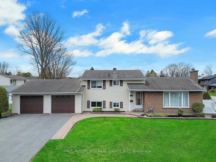2191 Bickerton Avenue — photo 1
