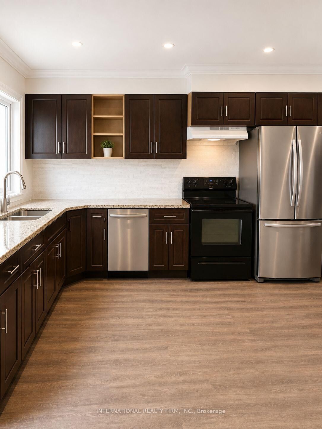 Property Photo:  36 Ridge Road  ON M3M 1C7 
