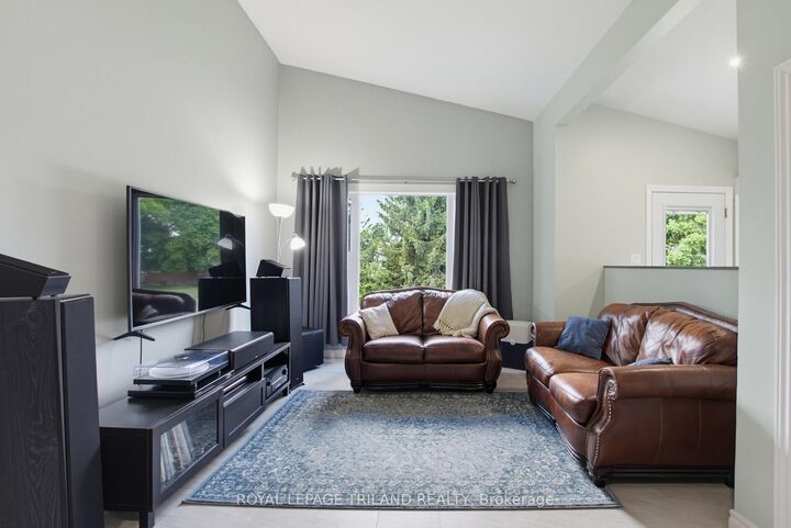 Property Photo: 71 Joyce Street ON N5P 3M3