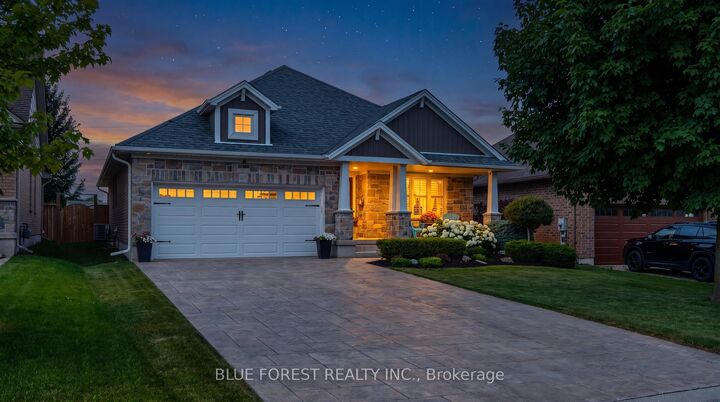 Property Photo: 3 Sutherland Court ON N5P 3T3