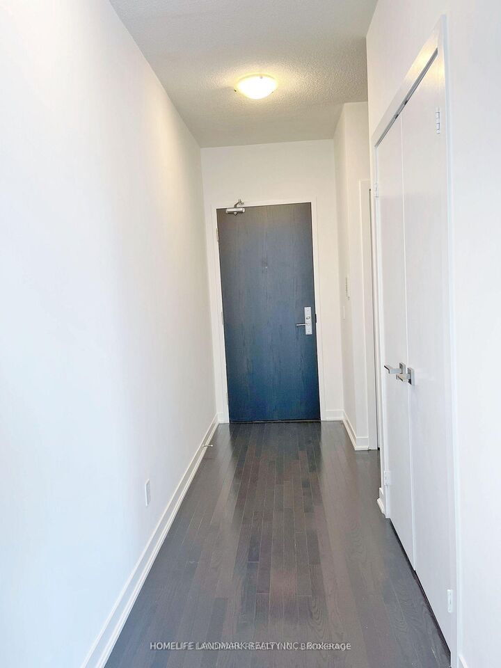 Property Photo: 770 Bay Street 2508 ON M5G 1N6
