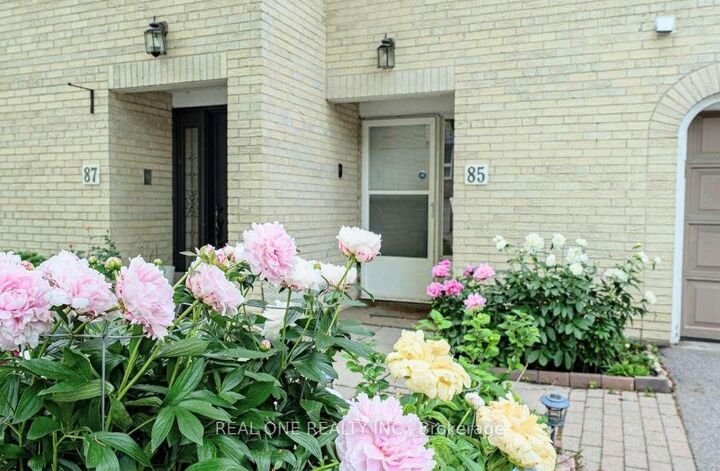 Property Photo:  85 Scenic Mill Way  ON M2L 1S9 