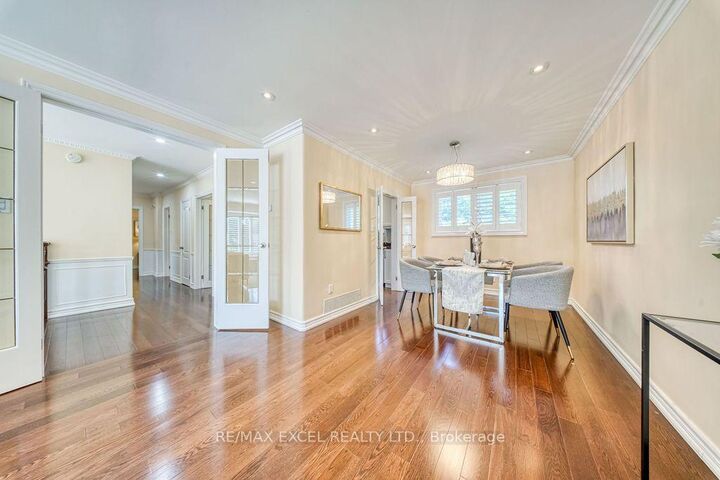 Property Photo: 120 Drakefield Road ON L3P 1H1