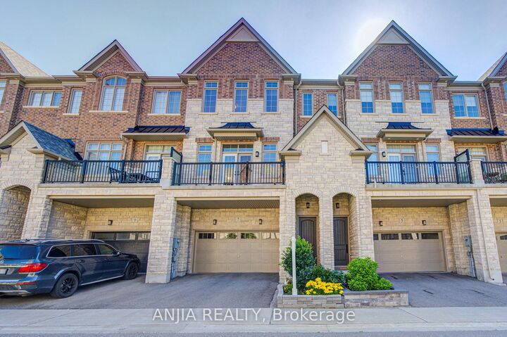 7 Beaufort Way — photo 1