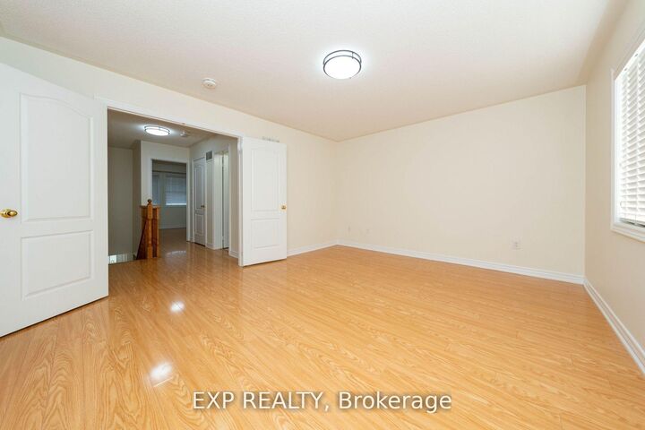 Property Photo:  272 Duncan Lane  ON L9T 7A8 