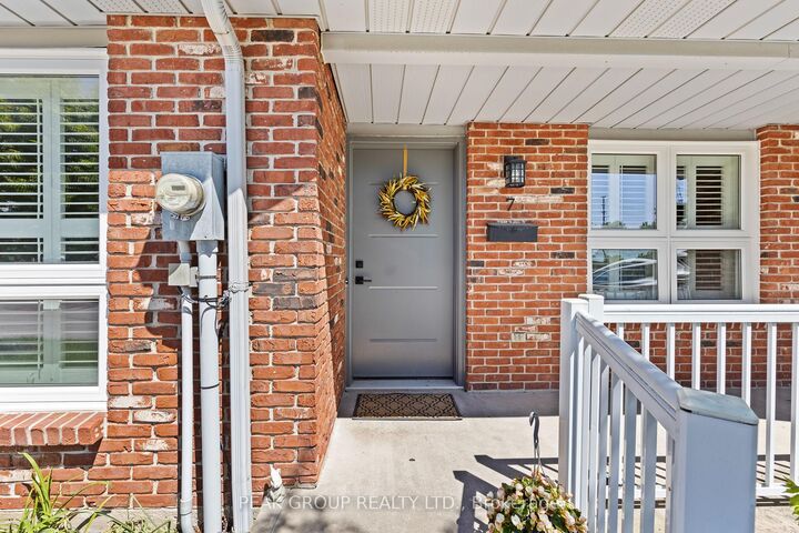 Property Photo:  226 Vansickle Road 7  ON L2S 2S7 