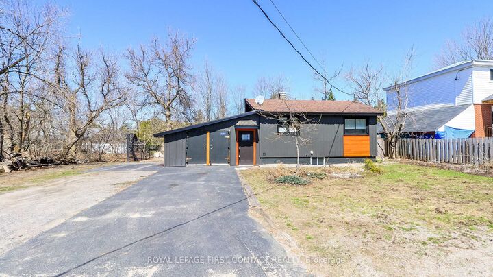 Property Photo: 150 Farquhar Street ON P1P 1C0