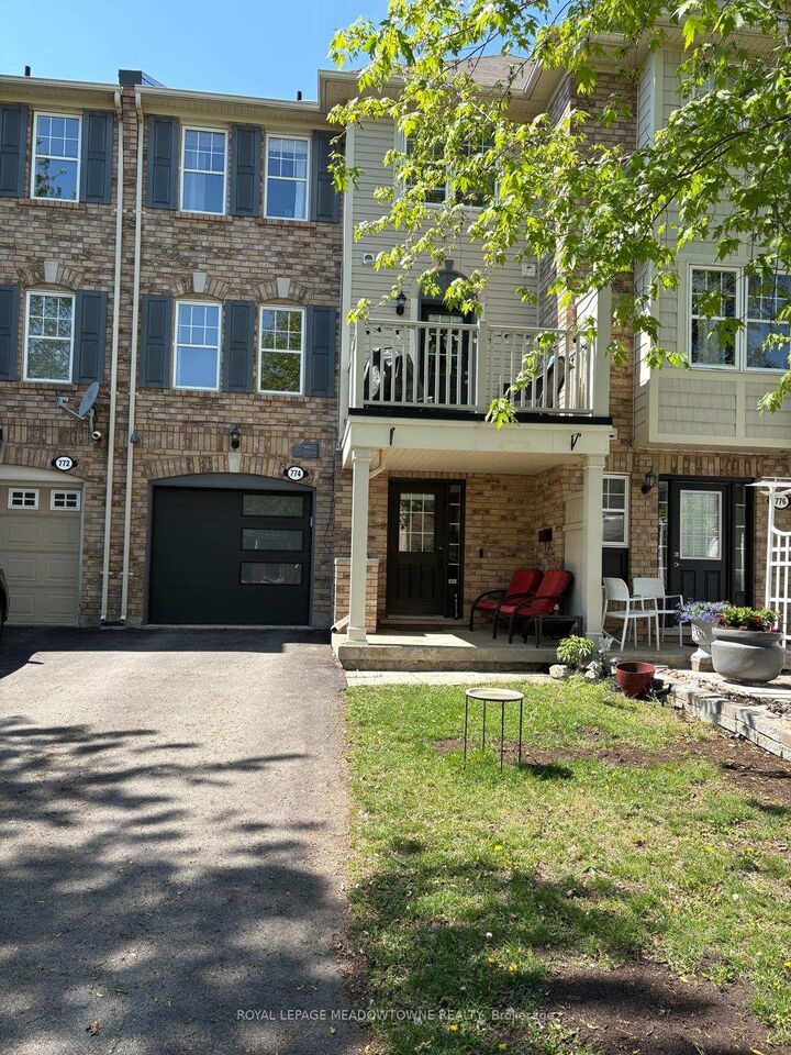 Property Photo: 774 Shortreed Crescent ON L9T 0E8