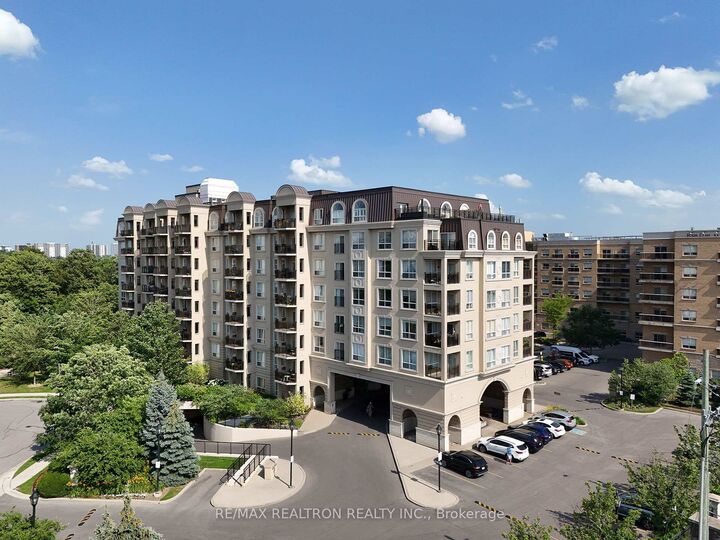 Property Photo: 1 Maison Parc Court 402 ON L4J 9K1