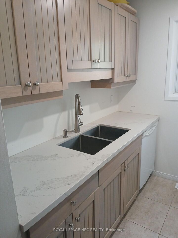 302 Vine Street 31 — photo 1