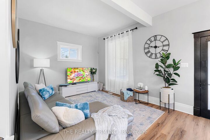 Property Photo: 31 Fifth Avenue ON N5R 4C2