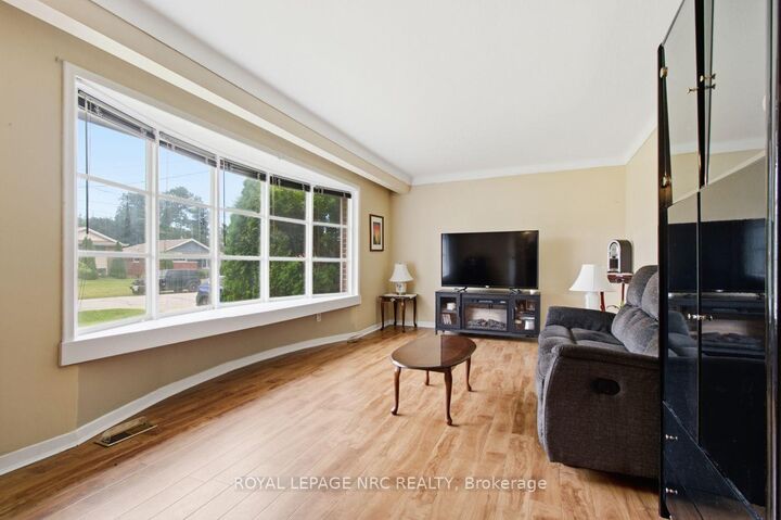 Property Photo:  4381 Jackson Street  ON L3J 0N9 