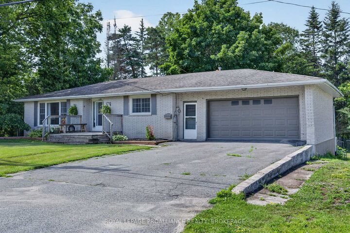 Property Photo:  112 County Road 8 N/A  ON K7R 3C7 