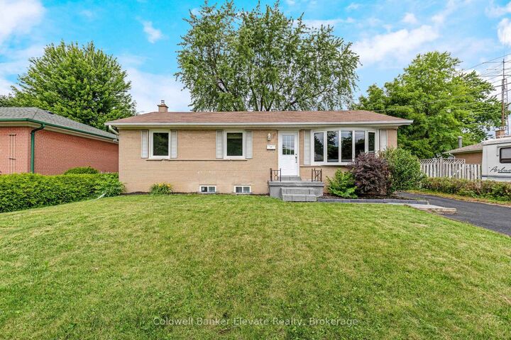 Property Photo:  39 McGilvray Crescent  ON L7G 1L7 