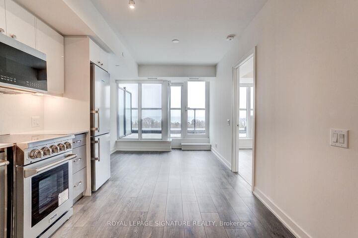 Property Photo:  2 Manderley Drive 814  ON M1N 0C7 