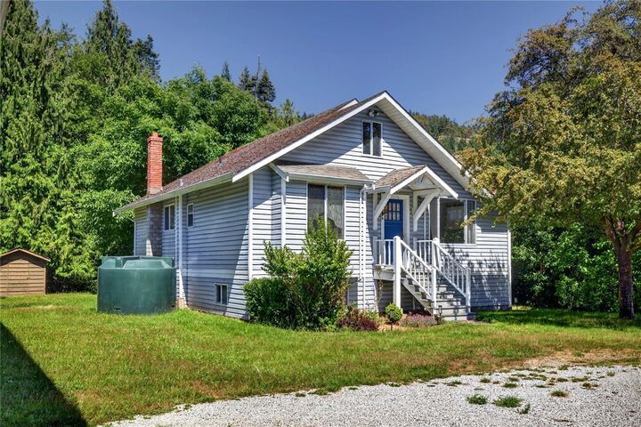 2401 Fulford-Ganges Rd — photo 1