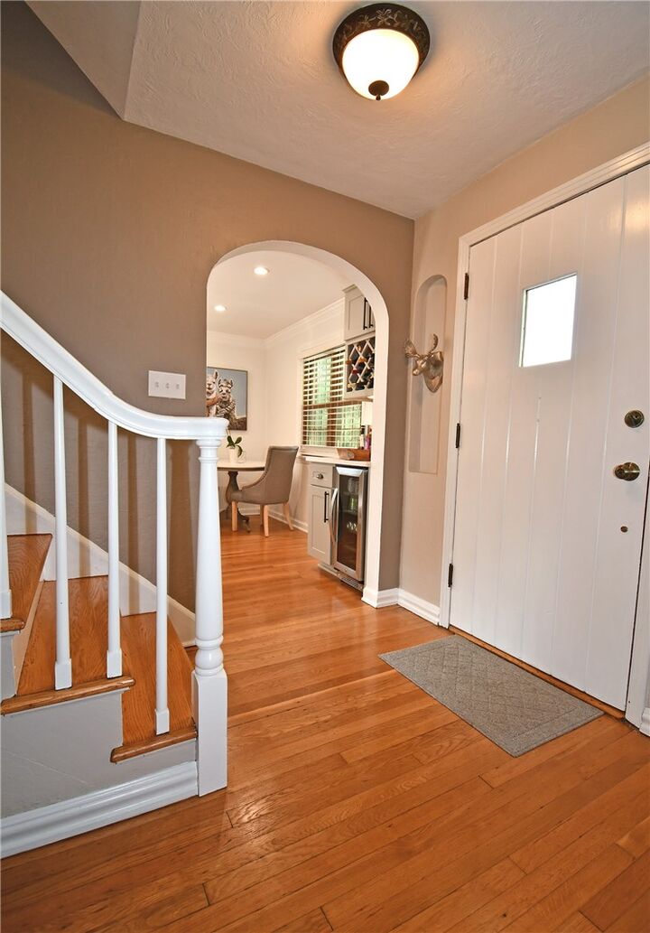 Property Photo: 75 Iroquois Dr PA 15228