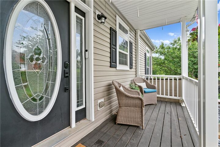 Property Photo: 131 Helena St PA 15122