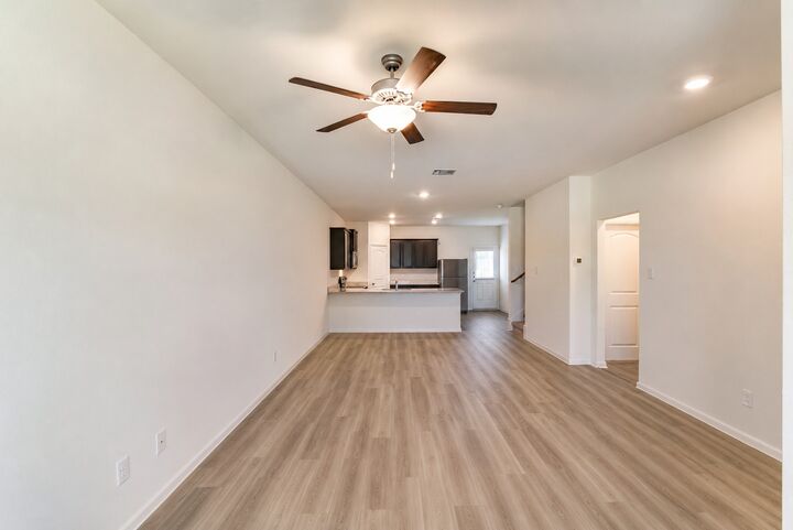 Property Photo:  101 Hyacinth Way 1-L  TX 76537 