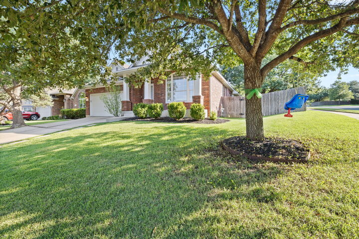 Property Photo:  6800 La Concha Cove  TX 78749 